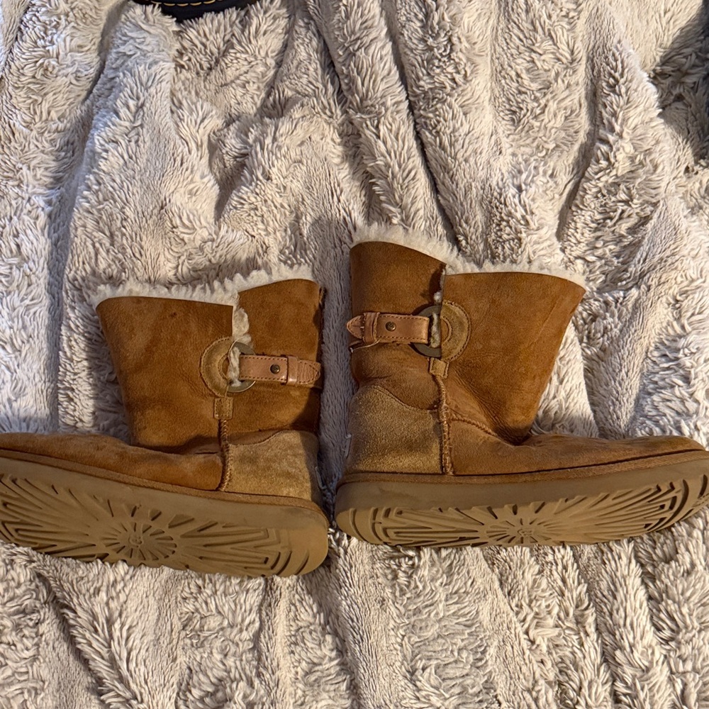 UGG Brown Shearling Winter Boots